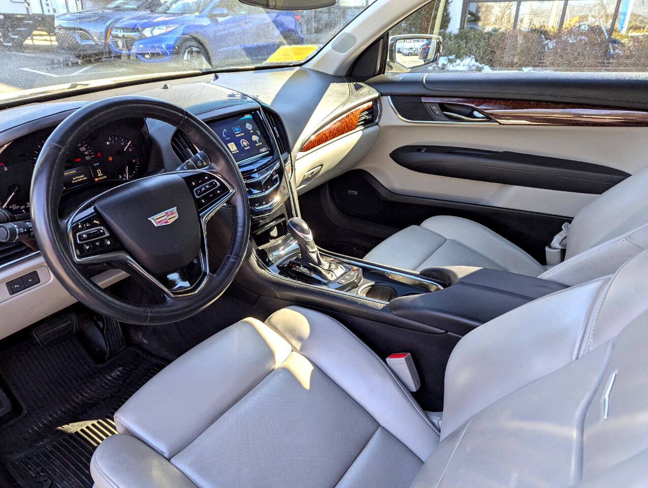 Vehicle image 17 of 58