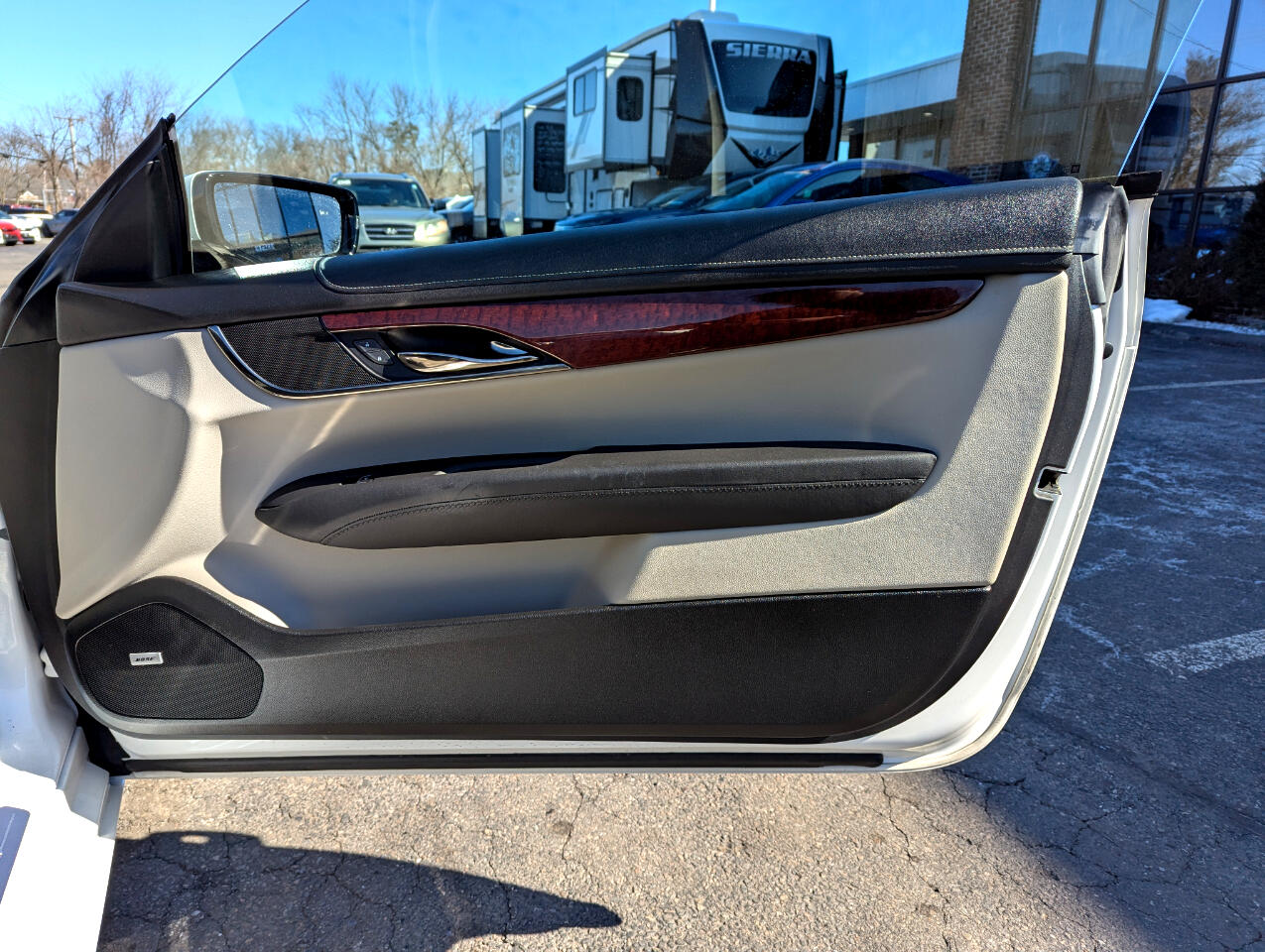 Vehicle image 36 of 58