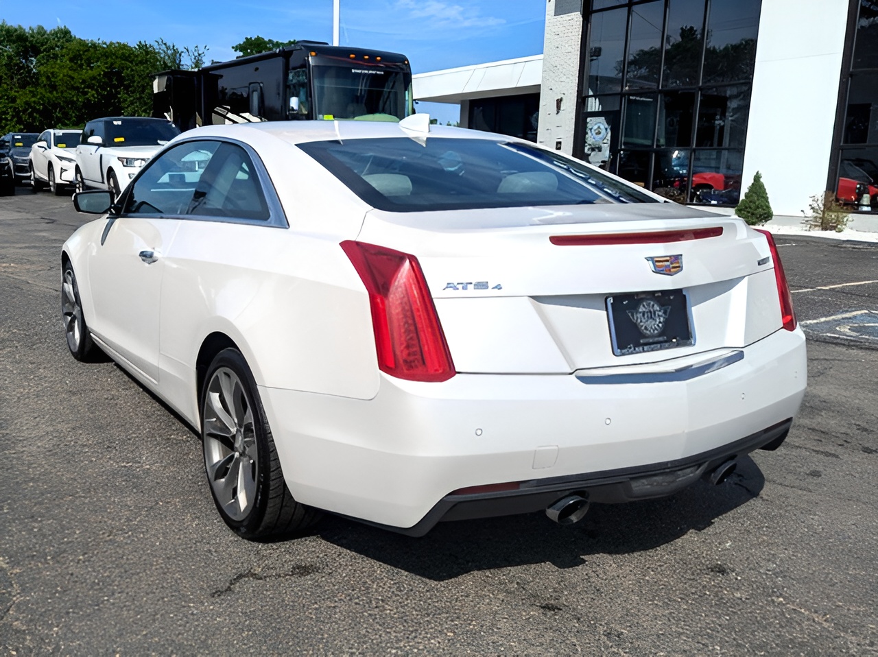 Vehicle image 57 of 58