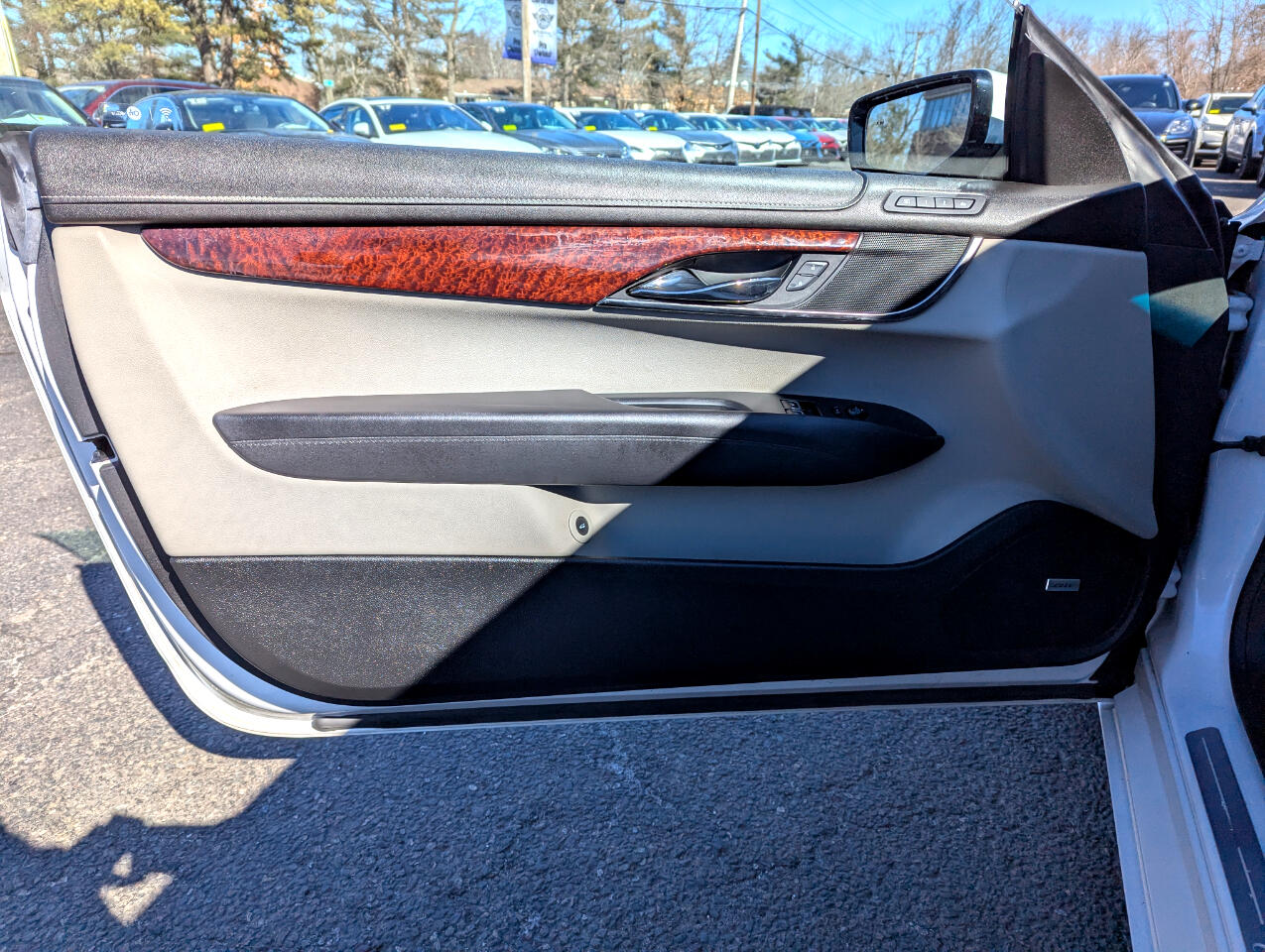 Vehicle image 15 of 58