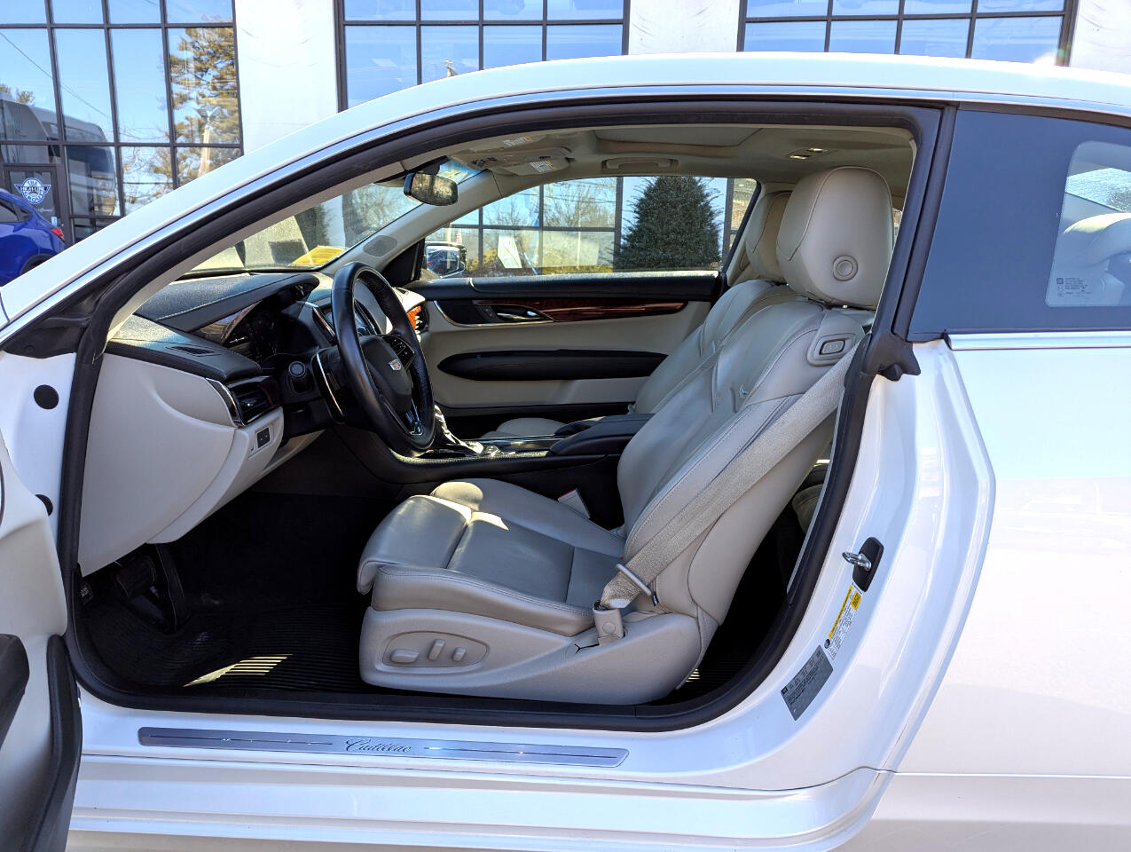 Vehicle image 16 of 58