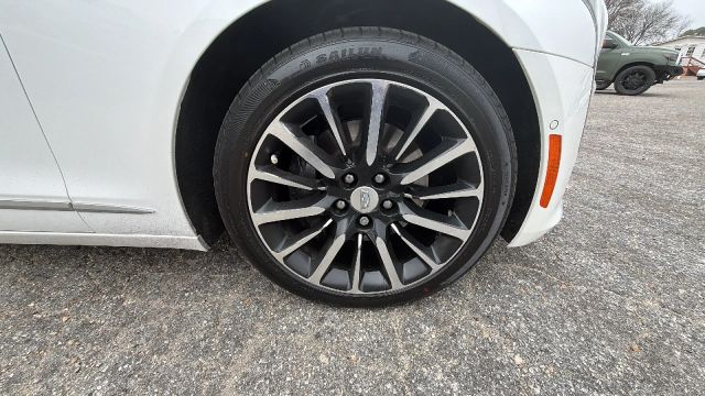 2016 Cadillac CT6 Luxury Image 6 of 21