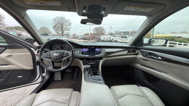 2016 Cadillac CT6 Luxury Image 11 of 21