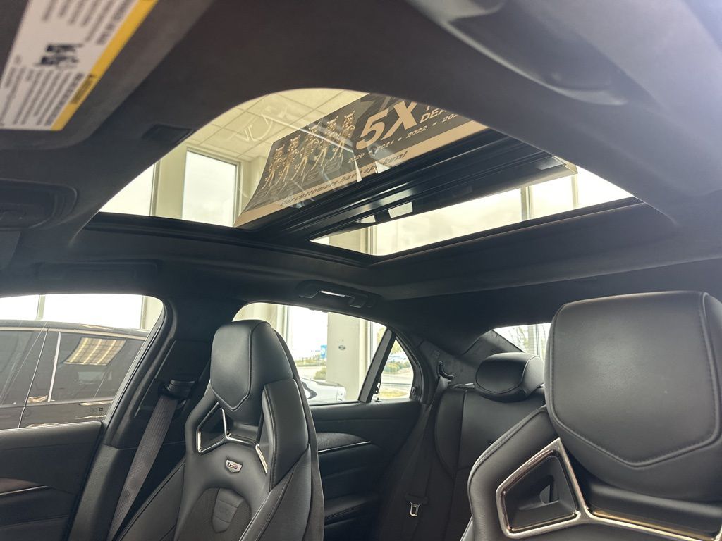 Vehicle image 19 of 20