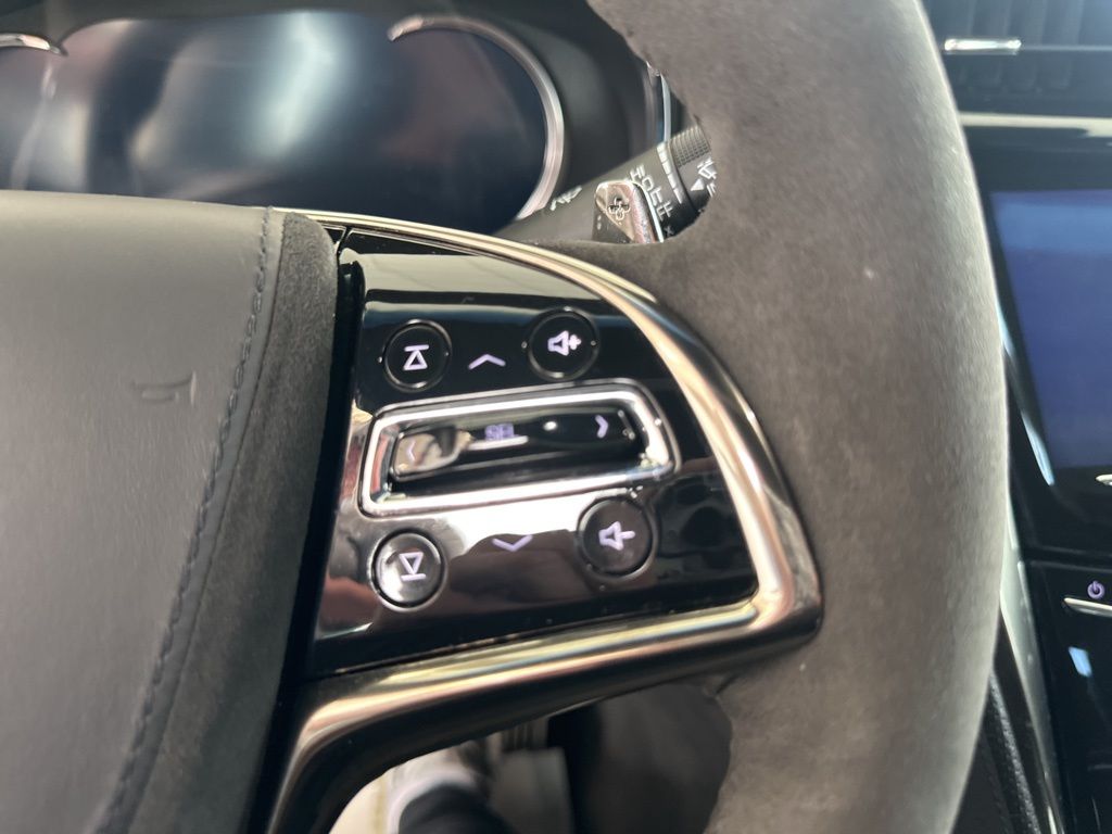 Vehicle image 13 of 20