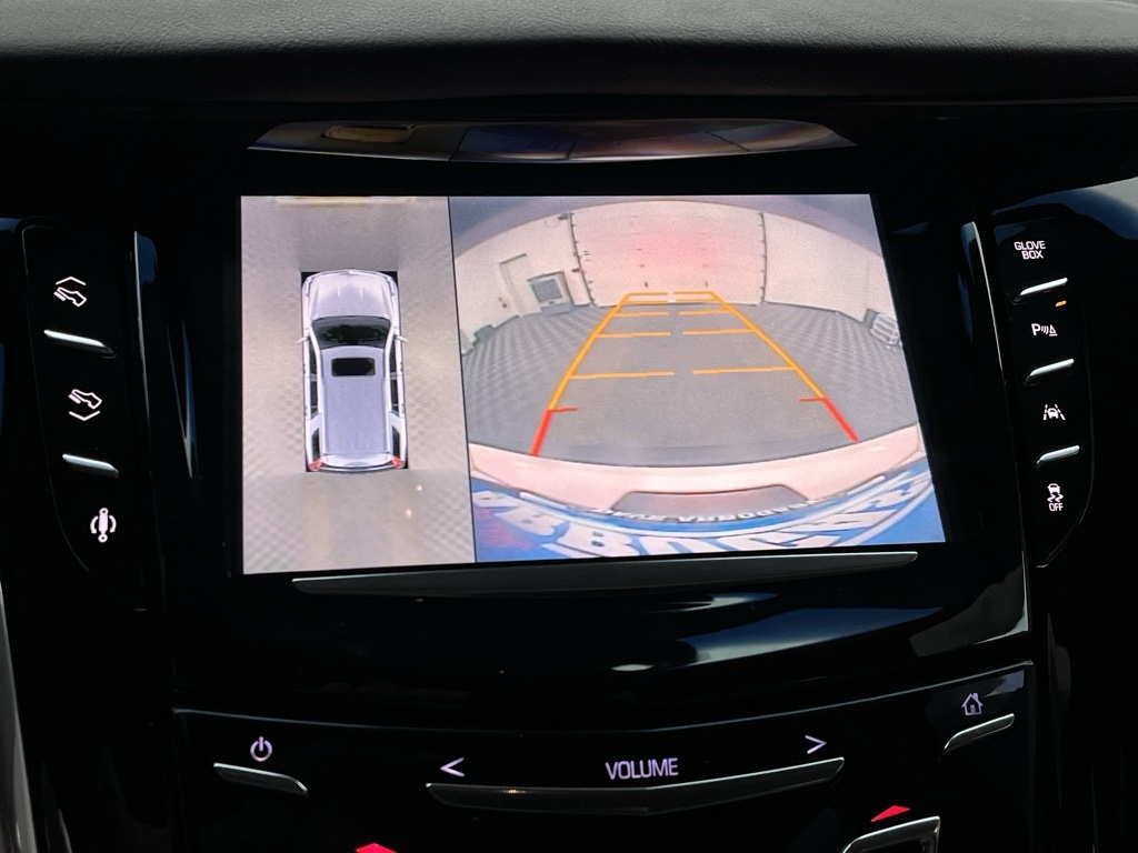 Vehicle image 23 of 42