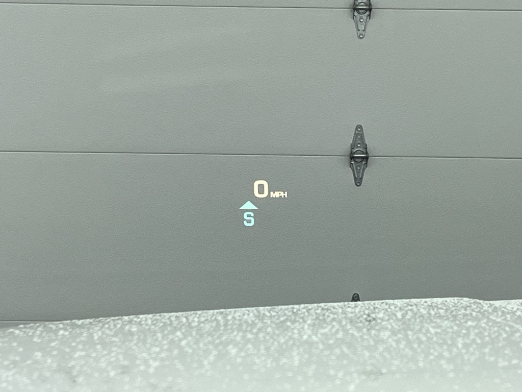 Vehicle image 37 of 42