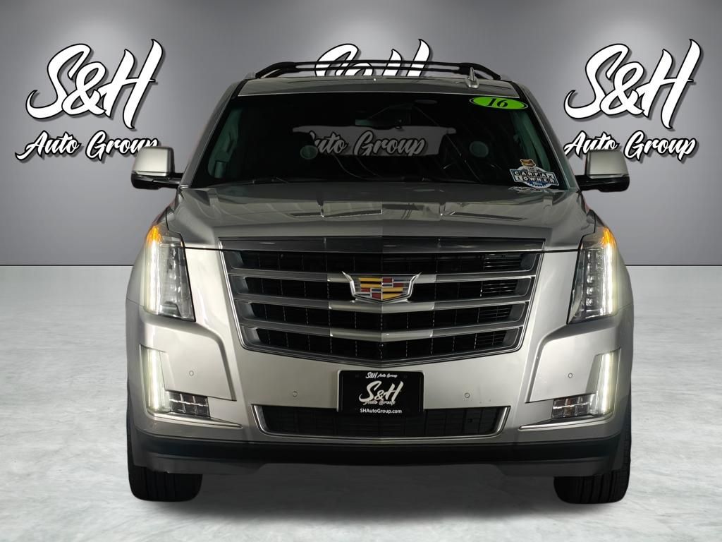 2016 Cadillac Escalade ESV Luxury Collection Image 2 of 70