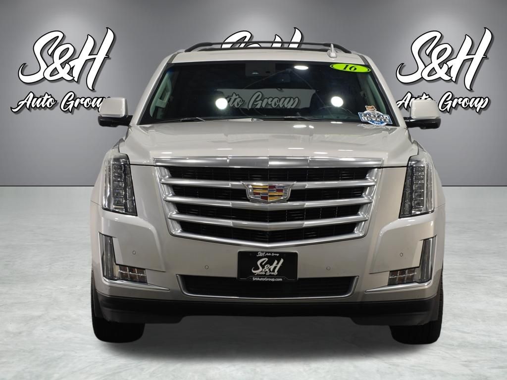 2016 Cadillac Escalade ESV Luxury Collection Image 3 of 70