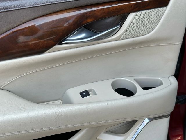 2016 Cadillac Escalade ESV Luxury Collection Image 41 of 56