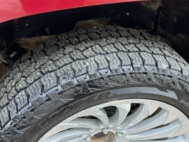 2016 Cadillac Escalade ESV Luxury Collection Image 17 of 56