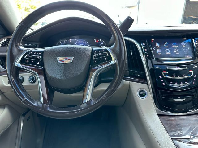 2016 Cadillac Escalade ESV Luxury Collection Image 32 of 56