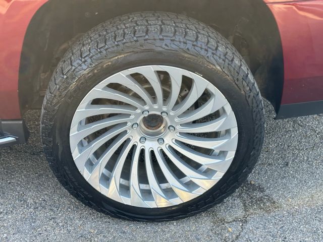 2016 Cadillac Escalade ESV Luxury Collection Image 14 of 56