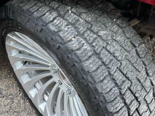 2016 Cadillac Escalade ESV Luxury Collection Image 19 of 56