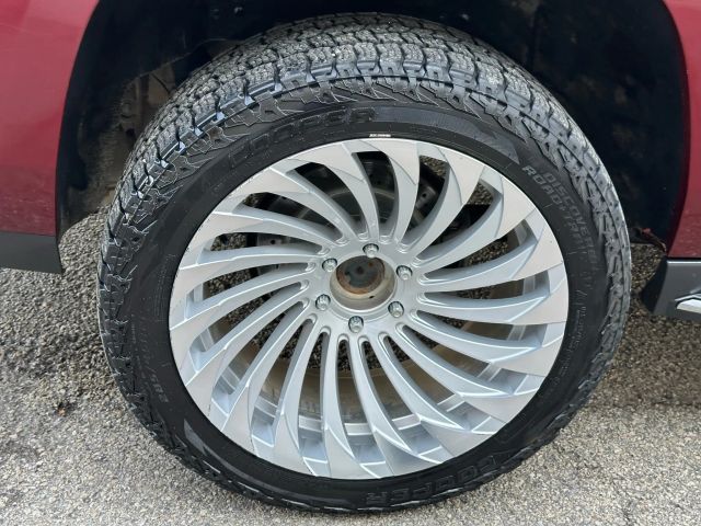 2016 Cadillac Escalade ESV Luxury Collection Image 13 of 56