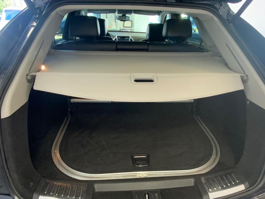 Vehicle image 13 of 16