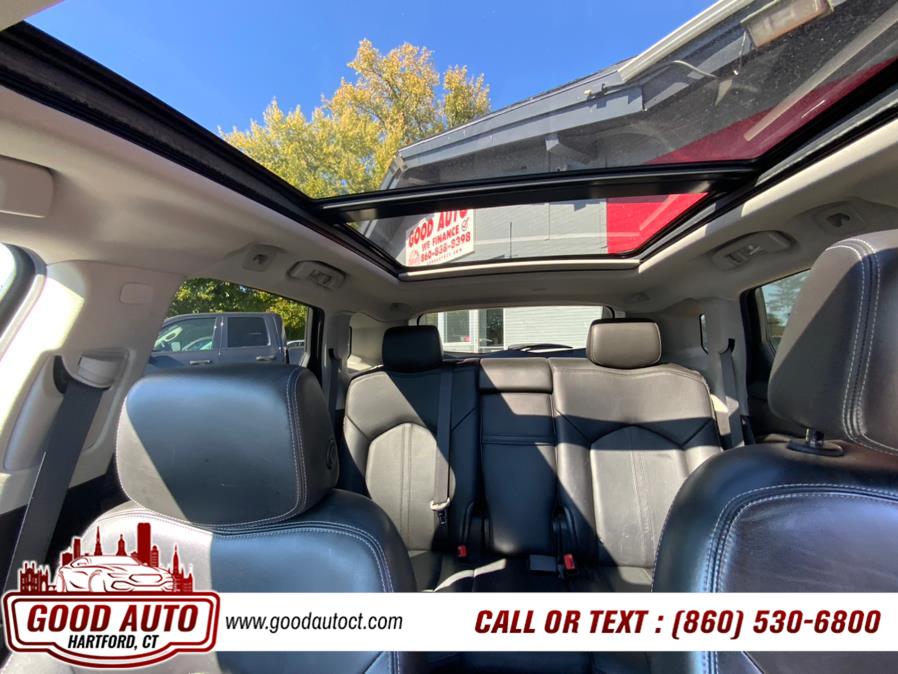 Vehicle image 16 of 20