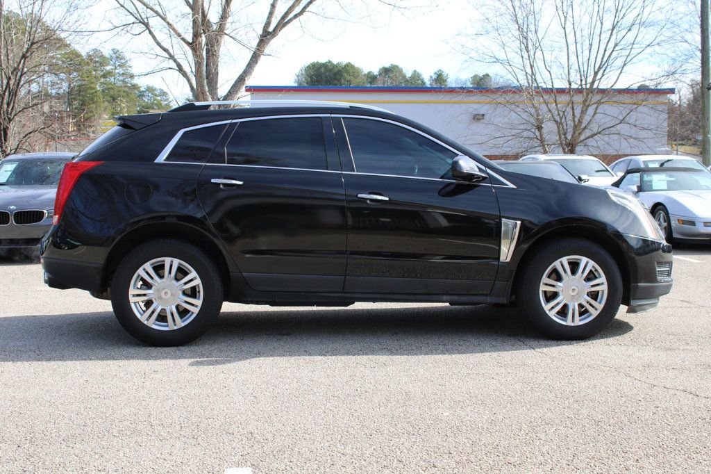 2016 Cadillac SRX Luxury Collection Image 3 of 35