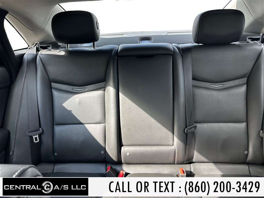 Vehicle image 9 of 18