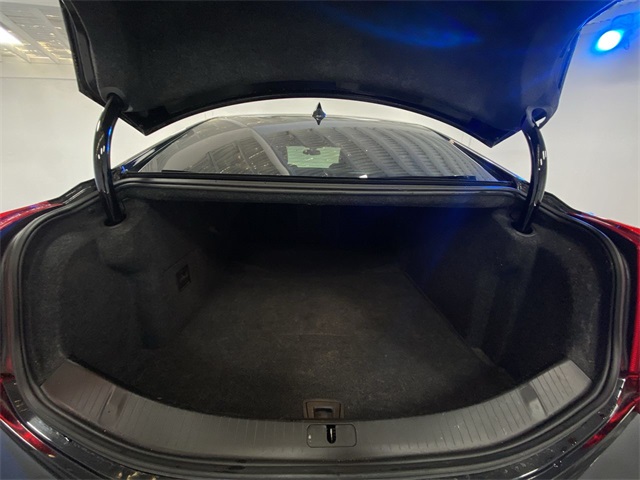 Vehicle image 19 of 24