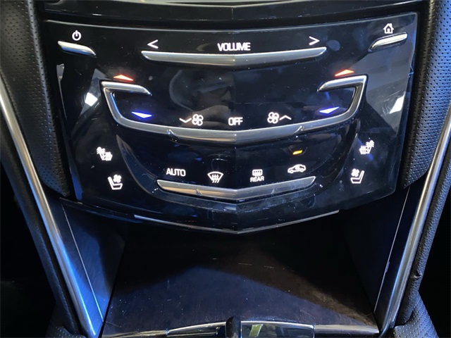 Vehicle image 16 of 24