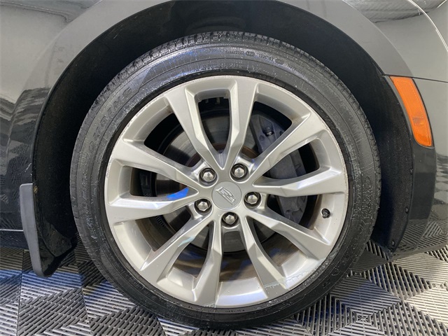 Vehicle image 23 of 24