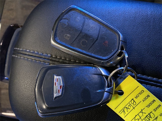 Vehicle image 22 of 24