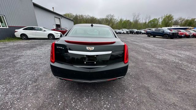 Vehicle image 4 of 51