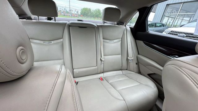 Vehicle image 49 of 51