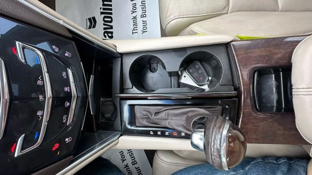 Vehicle image 19 of 51