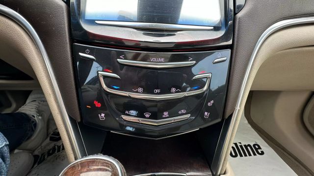 Vehicle image 15 of 51