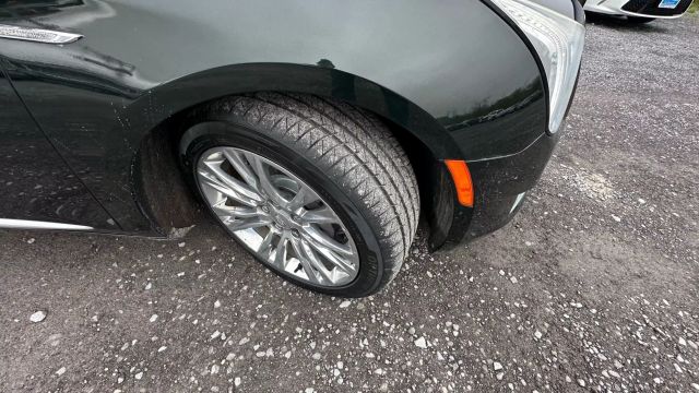 Vehicle image 25 of 51