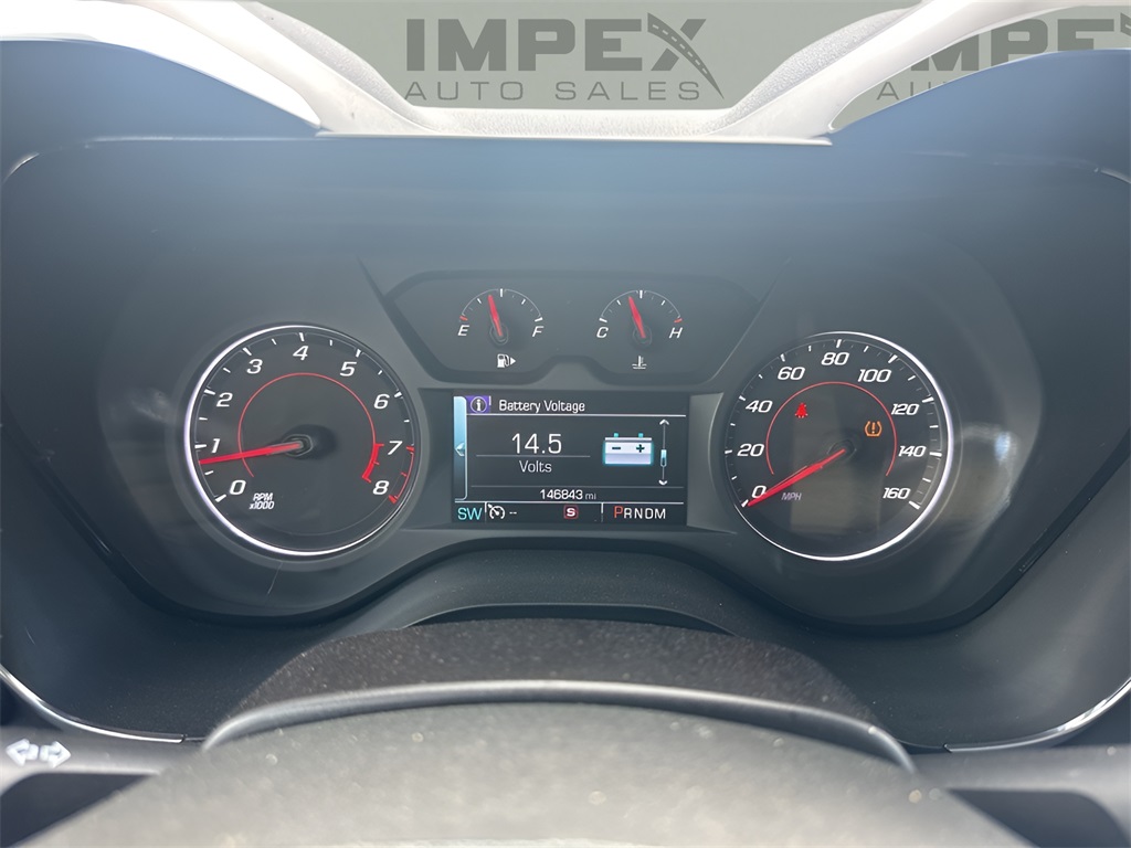 Vehicle image 22 of 32