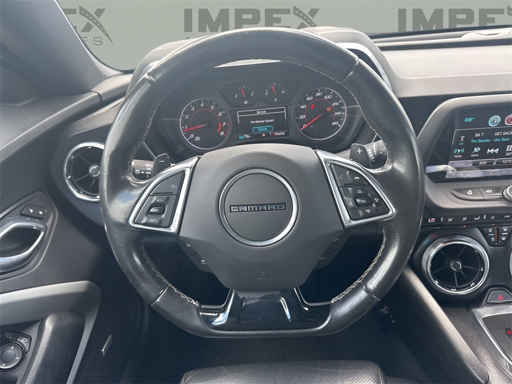 Vehicle image 13 of 32