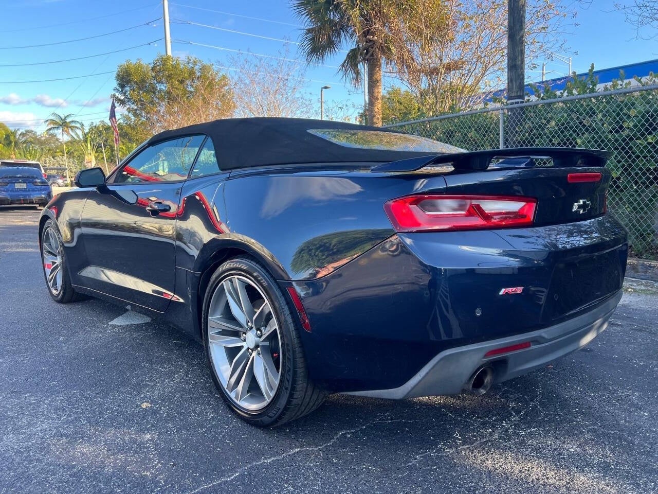 Vehicle image 10 of 49