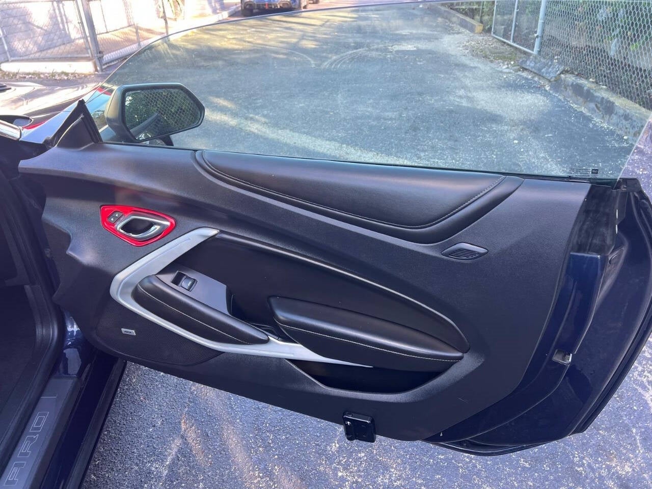 Vehicle image 36 of 49