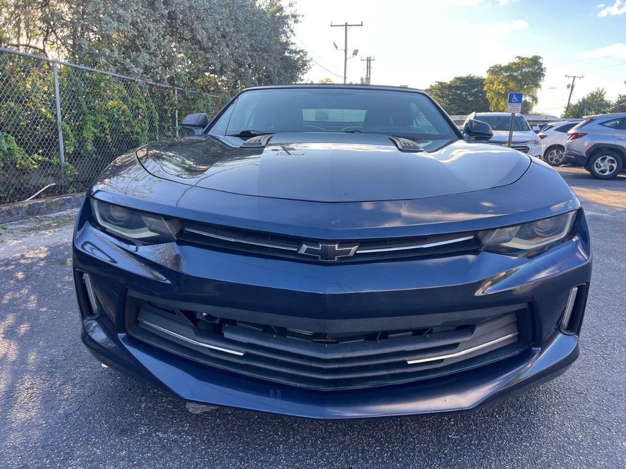 Vehicle image 14 of 49