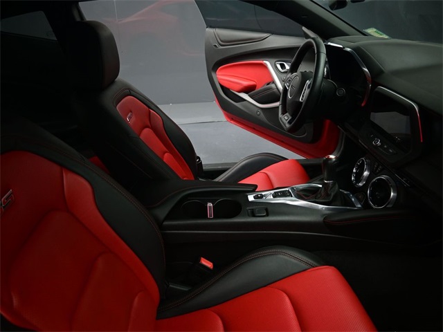 Vehicle image 44 of 47