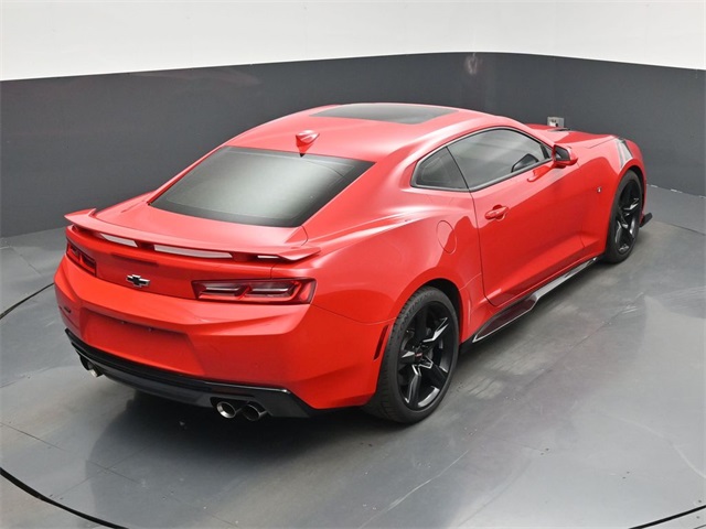 Vehicle image 15 of 47