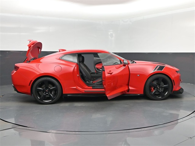 Vehicle image 13 of 47