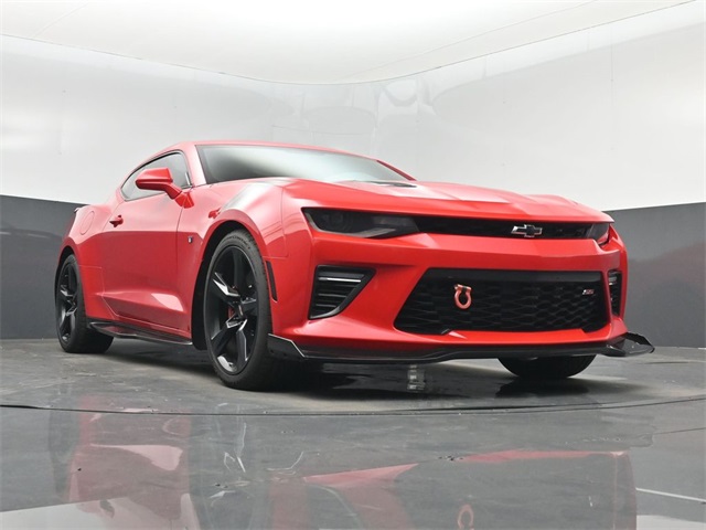 Vehicle image 8 of 47