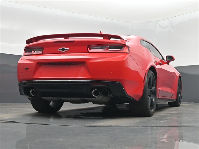 Vehicle image 18 of 47