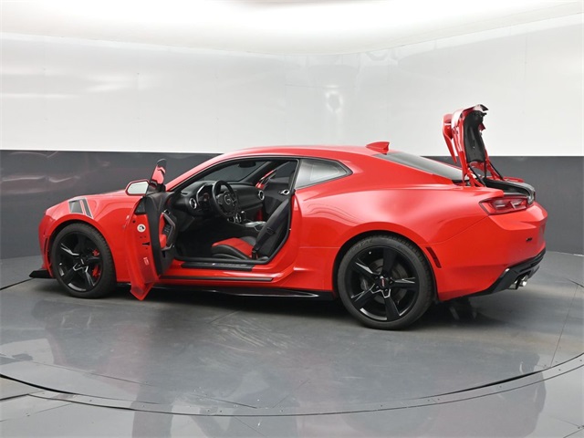 Vehicle image 22 of 47