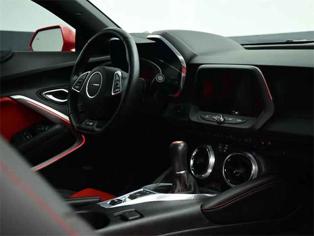 Vehicle image 31 of 47