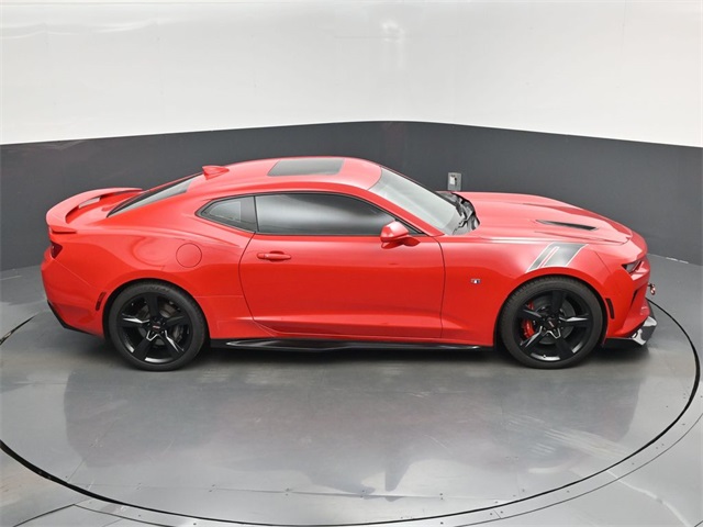 Vehicle image 11 of 47