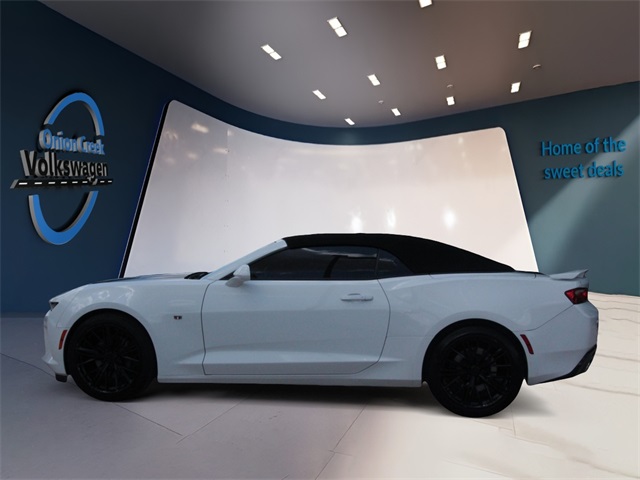 Vehicle image 5 of 18