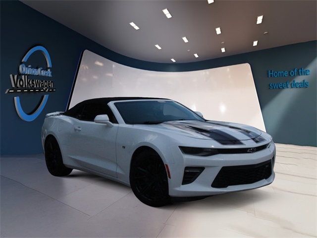Vehicle image 2 of 18