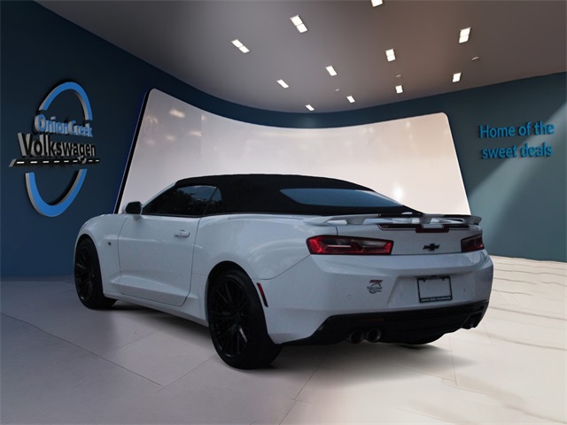 Vehicle image 4 of 18