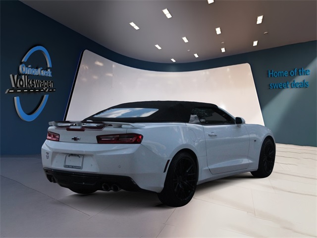 Vehicle image 3 of 18