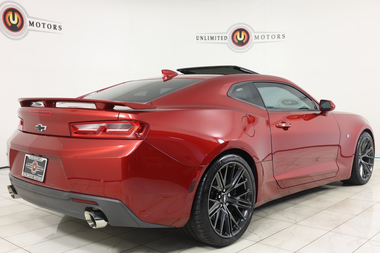 Vehicle image 9 of 51